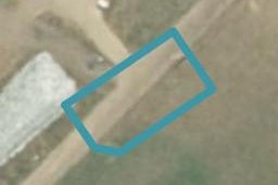 26 De Joux Street, TE KAUWHATA
