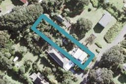 110 Garden Road, Piha, Piha