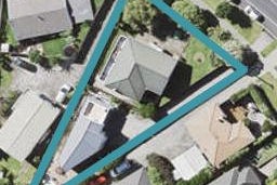 2/664 East Coast Road, Pinehill, Auckland
