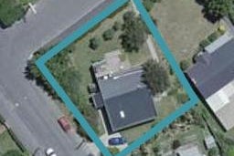 15 Naples Street, Martinborough