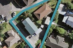 2/8 Sparrow Place, Weymouth, Auckland