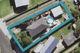 48 Windrush Close, Mangere, Auckland