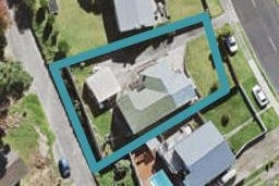 39 Commodore Drive, Lynfield, Auckland