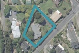 11 Clyde Street, Roseneath, Port Chalmers