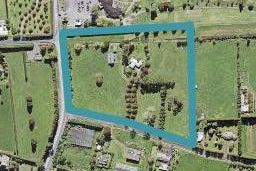 9 Riverland Road, Kumeu