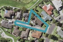 16 Lochend Place, Highland Park, Auckland