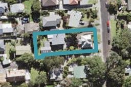 1/17 Harrybrook Road, Green Bay, Auckland