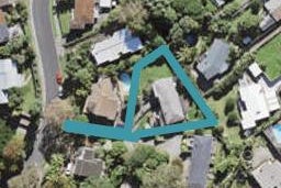 2/61 Brigantine Drive, Beach Haven, Auckland
