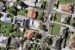 17A Holland Ave, Point England, Auckland 
