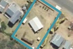 18 James Street, Waikawa Beach, Levin