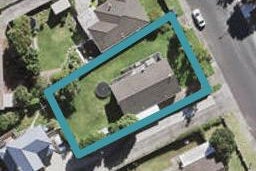 82 Lynn Road, Bayview, Auckland