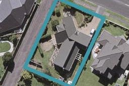 100 Branch Road, Highlands Park, New Plymouth