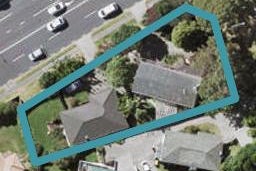 2/446 East Coast Road, Windsor Park, Auckland