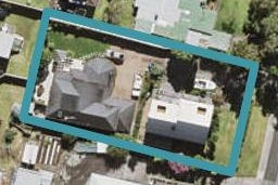 2/4 Frederick Street, Hillsborough, Auckland