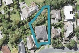 8 Whitby Crescent, Mairangi Bay, Auckland