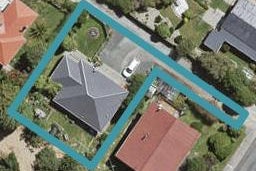 59 Walker Street, Bluff
