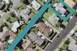 35 Prince Regent Drive, Half Moon Bay, Auckland
