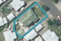 704 Queen Street West, Saint Leonards, Hastings