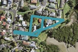 8 Lucas Place, Weymouth, Auckland