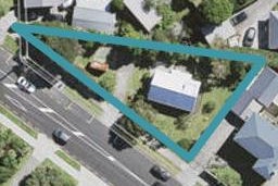 11 Kaurilands Road, Titirangi, Auckland