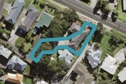 4 Sampson Lane, Northcote, Auckland