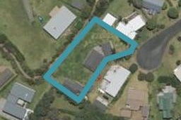 16 Aspden Place, Matapouri, Whangārei
