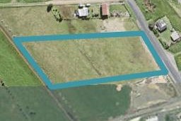 1267 East Coast Road, WHAKATIWAI, MIRANDA