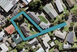 1-2/10 Lidcombe Place, Avondale, Auckland