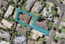 5 Jan Higgins Place, Golflands, Auckland