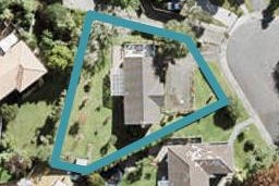 16 Clensmore Place, Torbay, Auckland