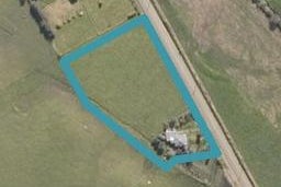 331 Brown Road, Hakaru
