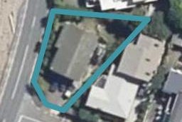 1 Taumaru Avenue, Lowry Bay, Lower Hutt