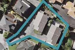2/16 Cambric Place, Botany Downs, Auckland