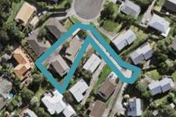1/15 Exeter Place, Unsworth Heights, Auckland