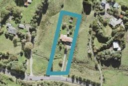 10 Wairere Road, Henderson