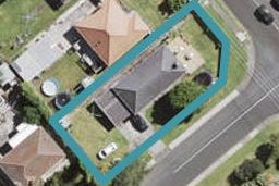 16 Garelja Road, Henderson, Auckland