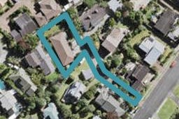19C Avonleigh Road, Green Bay, Auckland