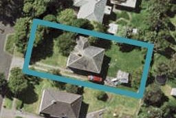 42 Waddell Avenue, Point England, Auckland