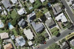 1/64 Norwood Road, Bayswater, Auckland
