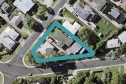 2/1 Varlene Terrace, Forrest Hill, Auckland