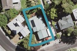 35A Daffodil Street, Titirangi, Auckland
