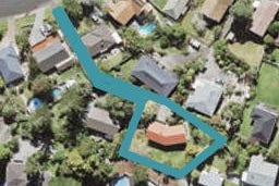 8 Lemnos Place, Titirangi, Auckland