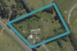 14 Big Stone Road, Brighton, Dunedin