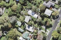 5/11 Stottholm Road, Titirangi, Auckland