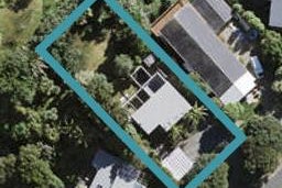 11 Jellicoe Parade, Surfdale, Waiheke Island
