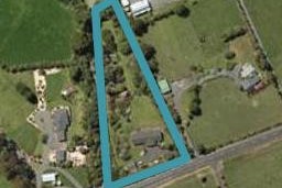 601 Crane Road, Kamo