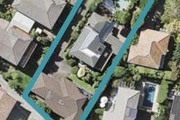 1/2 Rahopara Street, Castor Bay, Auckland