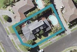 31 Dalwhinnie Parade, Highland Park, Auckland