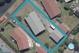 32 Lewis Street, Glenview, Hamilton