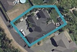 182 Saint James Drive, Huntington, Hamilton